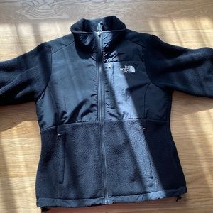 The North Face Women’s Size S Fleece jacket